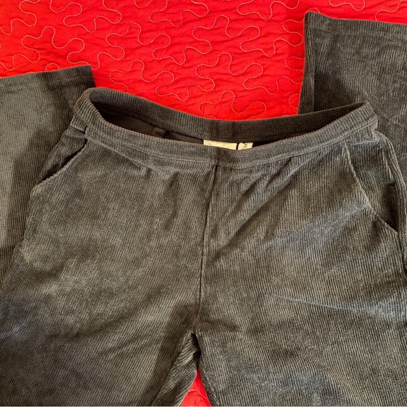 L.L. Bean MP Stretch Corduroy Pants - Picture 2 of 4